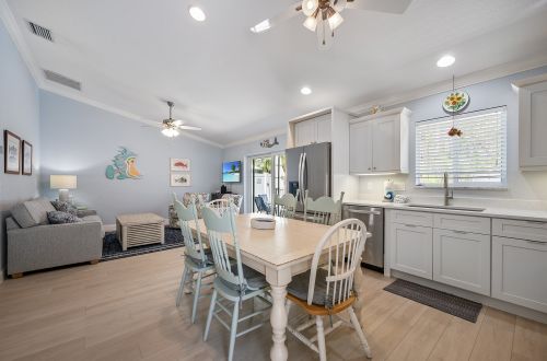 Ahoy Matey- 7805 Gulf Dr Unit A